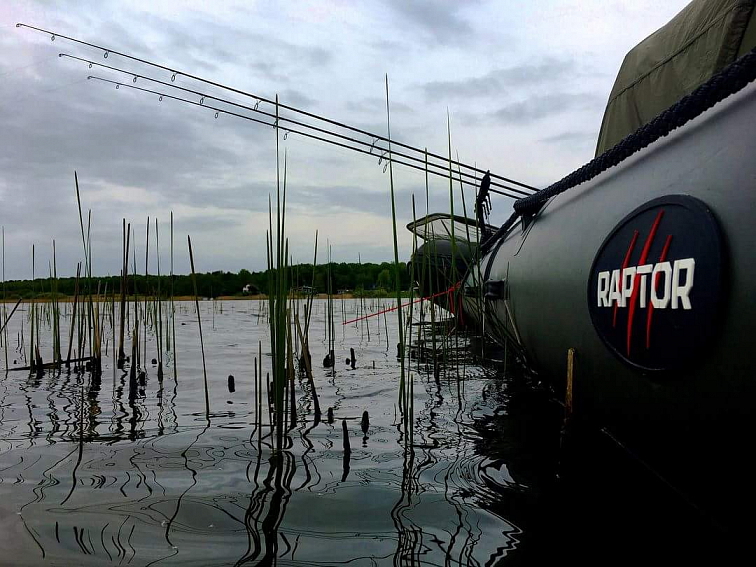 Nafukovací ponton Raptor L Camo