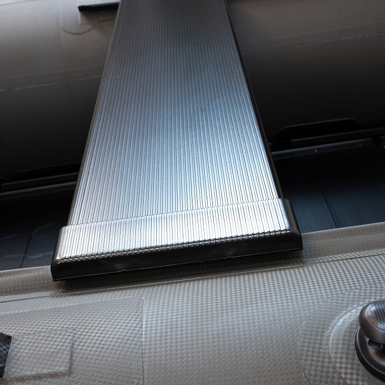 ČLUN RAPTOR 300 X WIDE GREEN CARBON