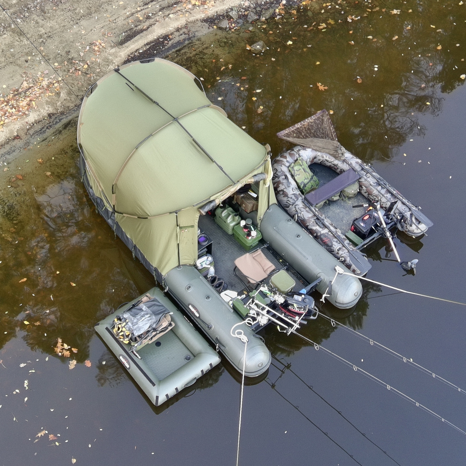 ČLUN RAPTOR 470 X WIDE ALU GREEN + PŘÍSTŘEŠEK