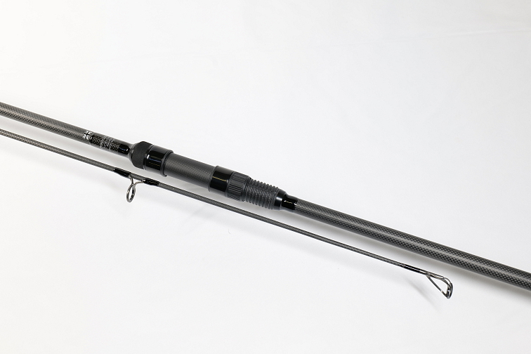 Harrison kaprový prut Aviator 11ft 3,25lb All Black, sedlo 1K Carbon, Kigan ZDZ 40mm Gunsmoke, Abbreviated