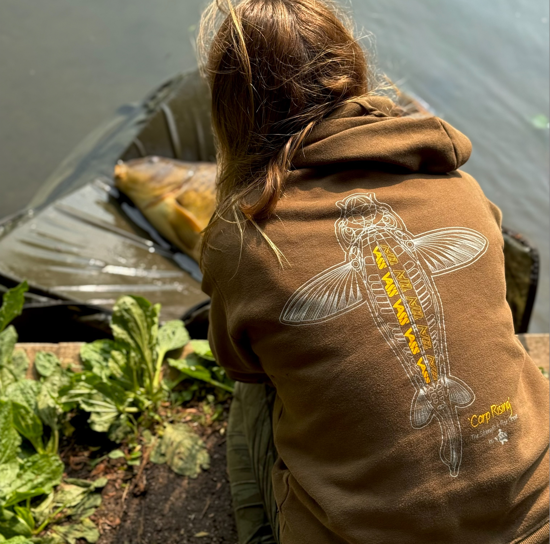 Vass Mikina S kapucí Carp Rising Khaki