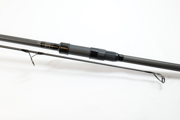 Harrison kaprový prut Aviator Plus 2 13ft 3,75lb All Black, sedlo 1K Carbon, Abbreviated, Kigan ZDZ Gunsmoke 50mm