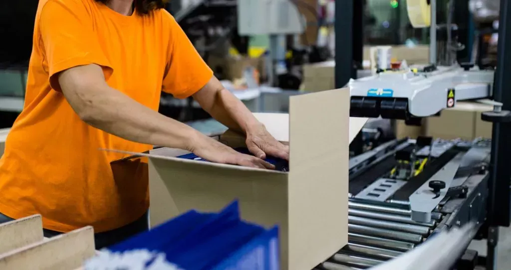 HiKOKI (Hitachi) UM22VYSTUAZ Míchadlo (1800W/220mm)