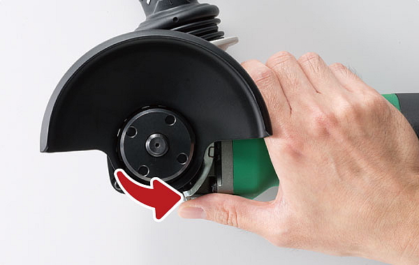 HiKOKI (Hitachi) G13SW2Y4Z Úhlová bruska (1.200W/125mm) + Plastový kufr