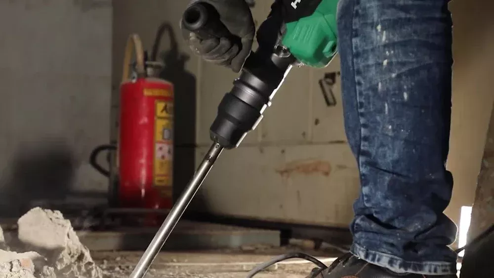 HiKOKI (Hitachi) DH40MCZX1 Kombinované kladivo SDS-Max (1100W/10,5J) + Sada sekáčů SDS-Max