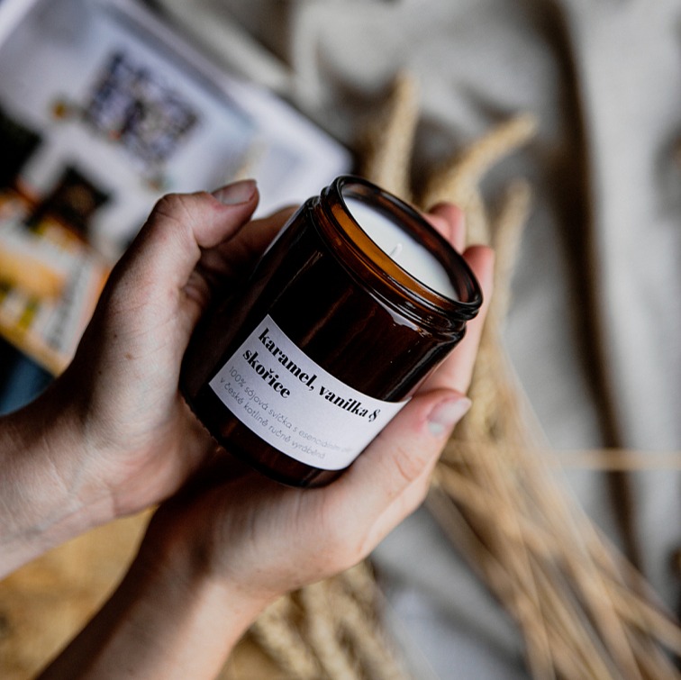 Sójová svíčka Karamel, vanilka & skořice
