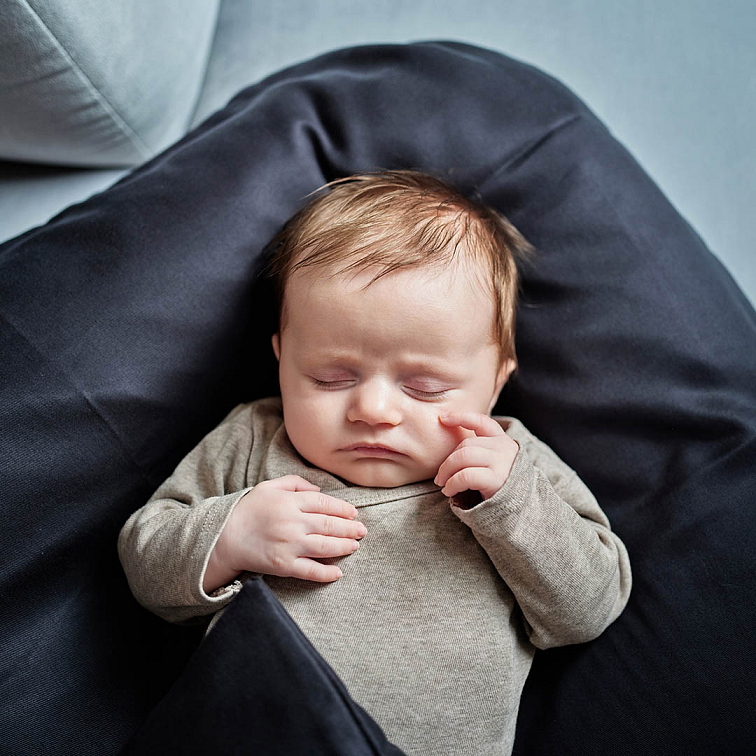 Péřová zavinovačka - Exclusive TENCEL™ Obsidian