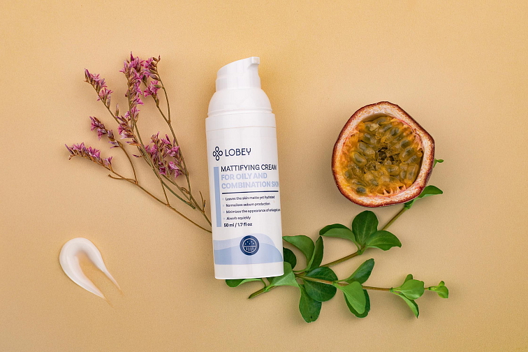 Zmatňujúci krém na mastnú a zmiešanú pleť 50 ml