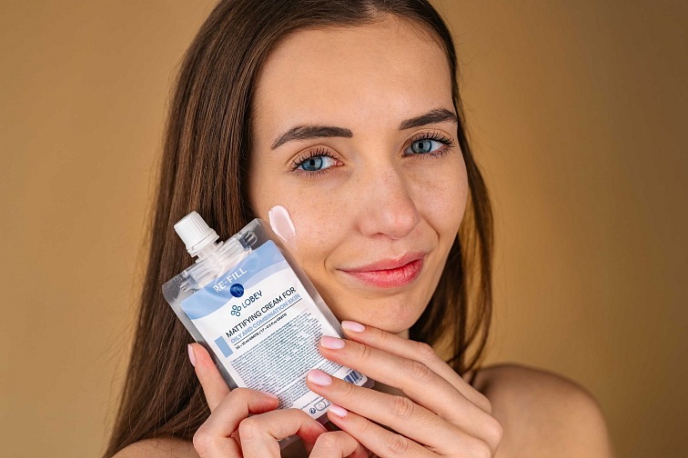 Náhradná náplň Zmatňujúci krém na mastnú a zmiešanú pleť 50 ml + 10 ml GRATIS