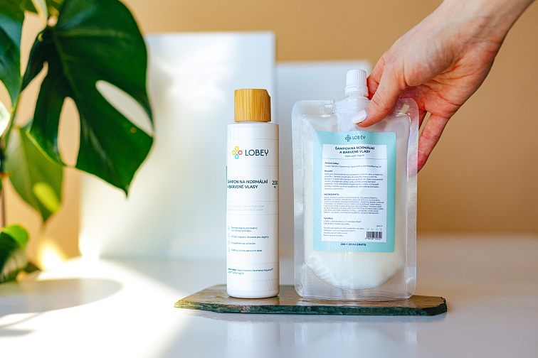 Náhradná náplň Šampón na normálne a farbené vlasy 200 ml + 20 ml GRATIS