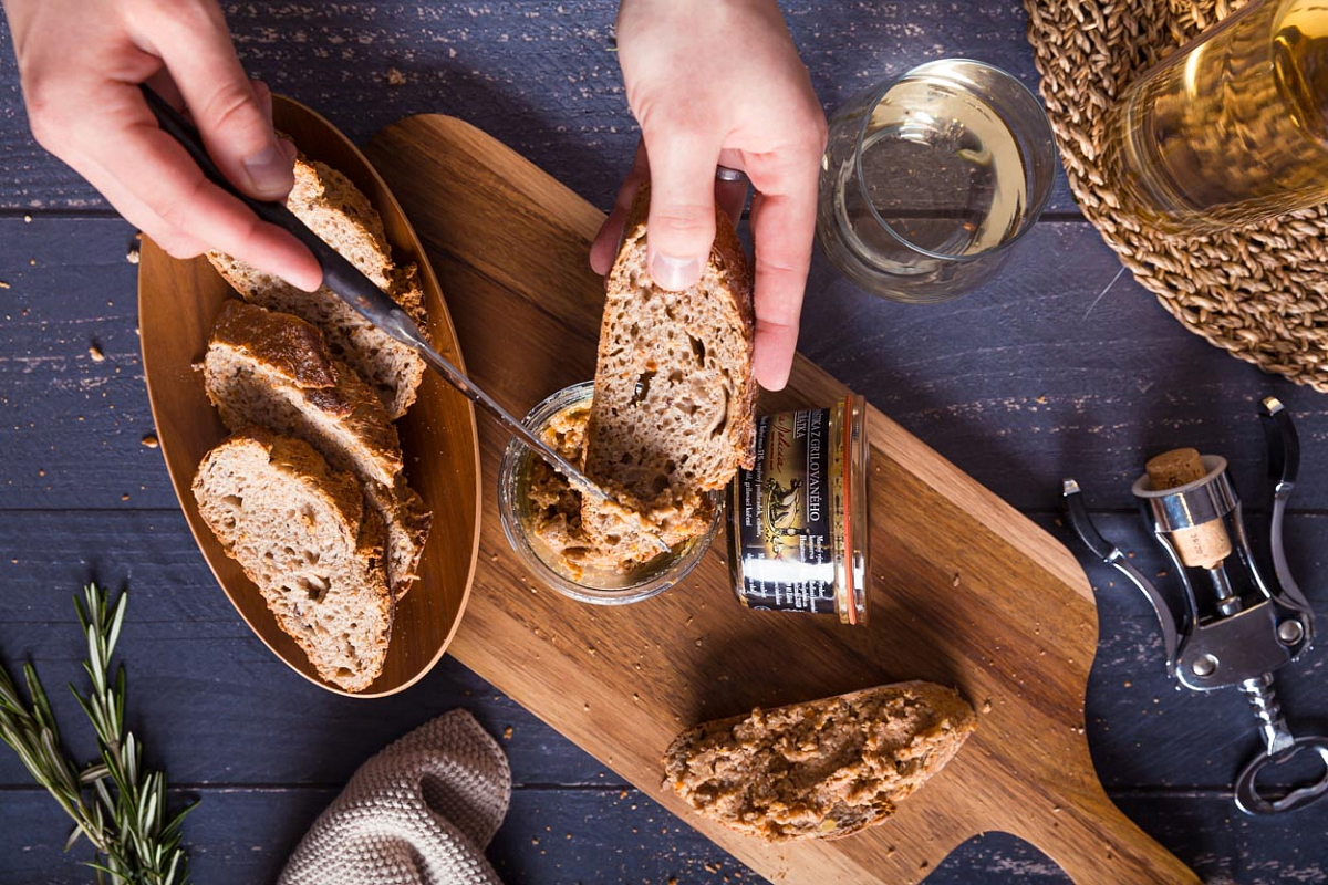 Paštika z grilovaného kuřátka