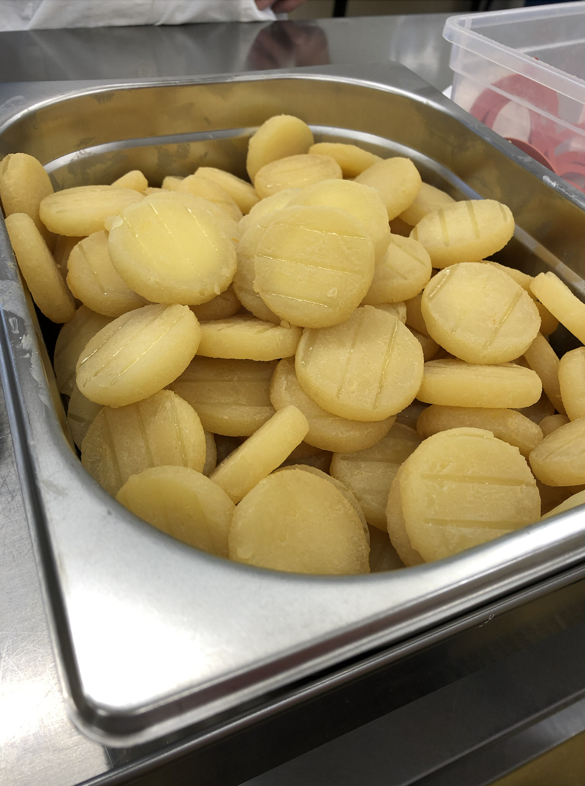 Zapečený tvarůžek ve vepřové paštice