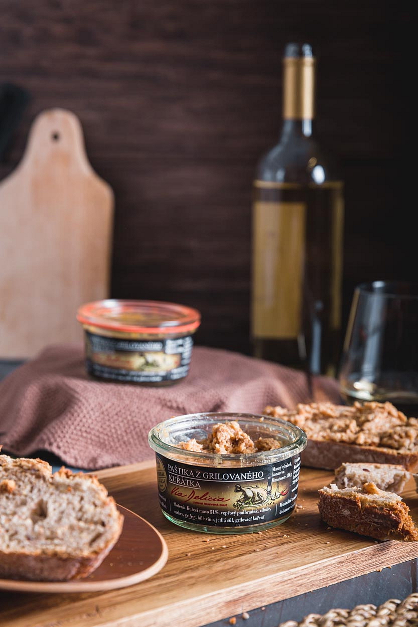 Paštika z grilovaného kuřátka