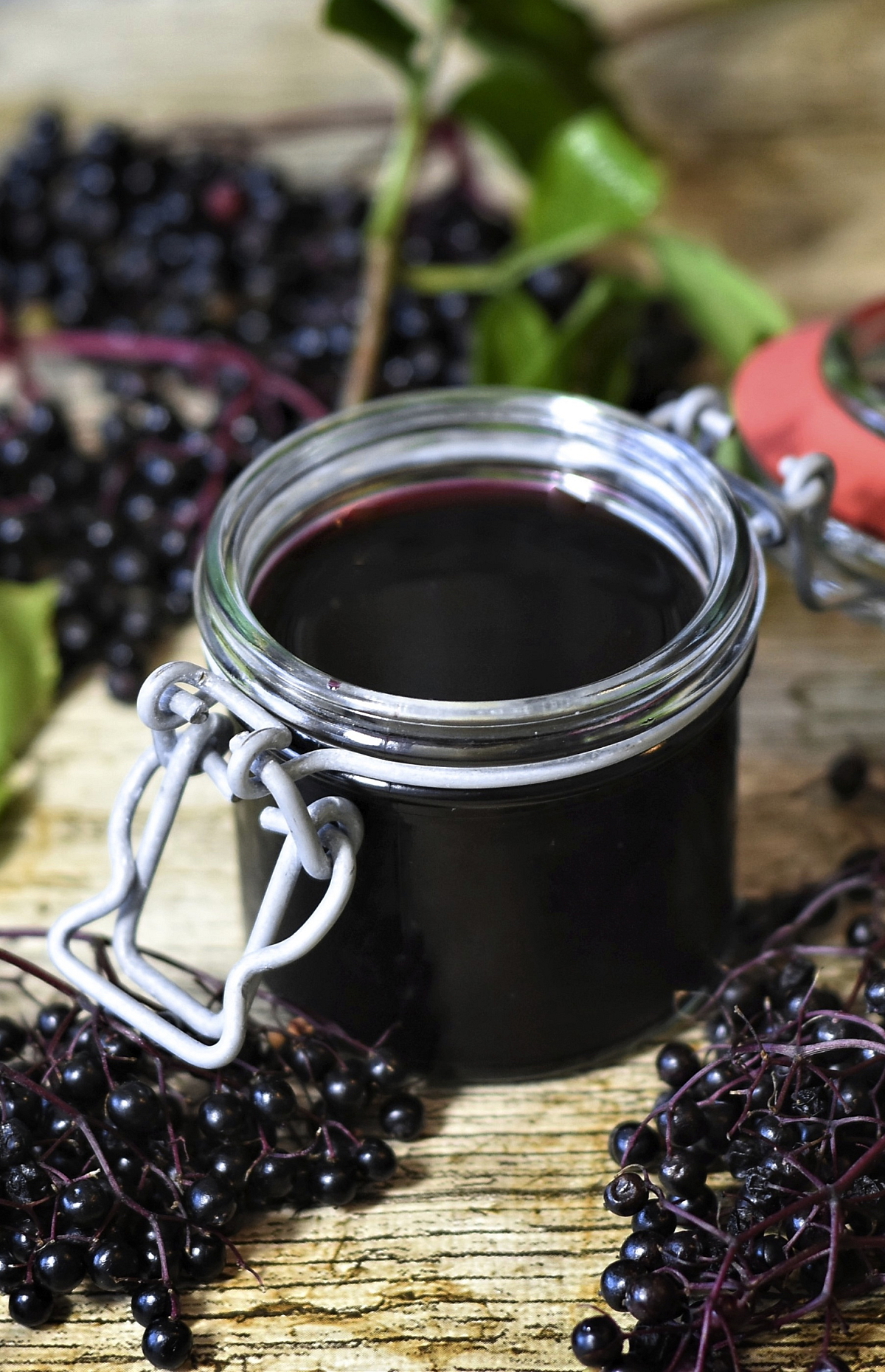Džem z černých bezinek