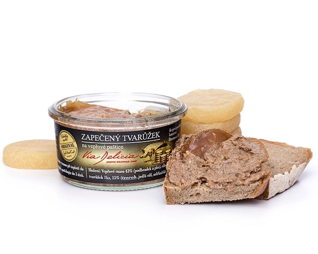Zapečený tvarůžek ve vepřové paštice