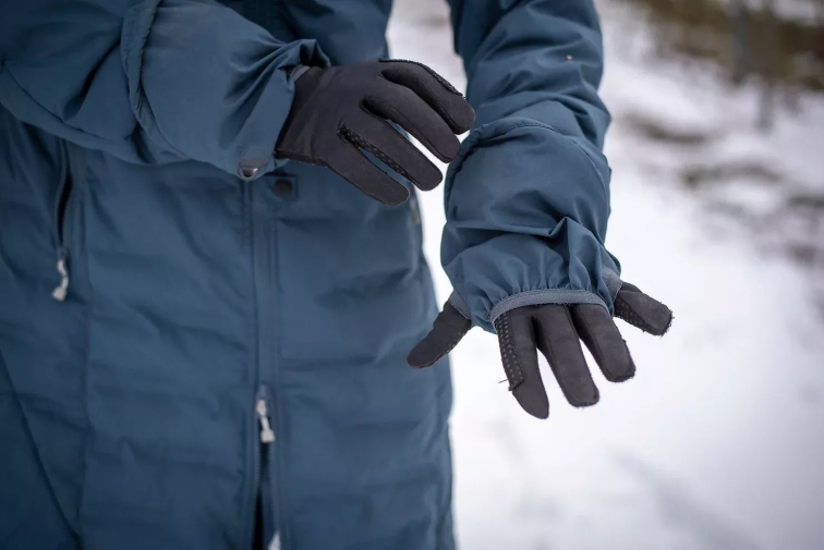 RECENZIA: Kabát UHIP ICE