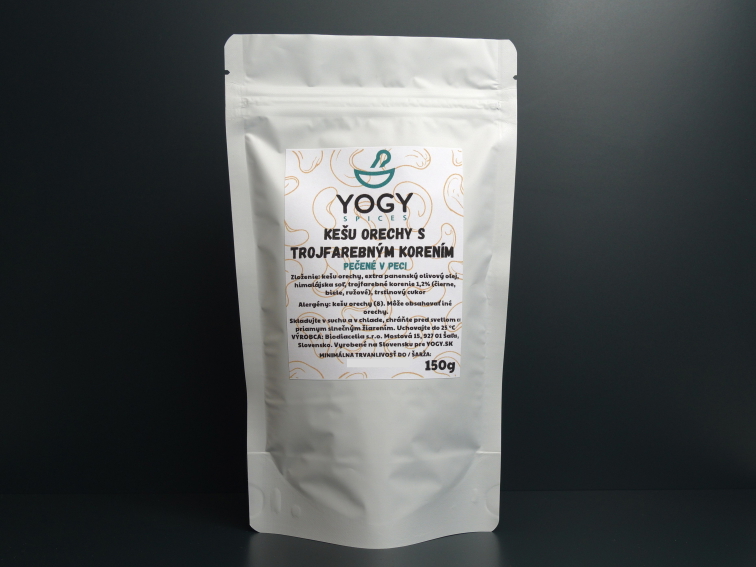 Kešu orechy s Údenou paprikou pečené v peci 150g