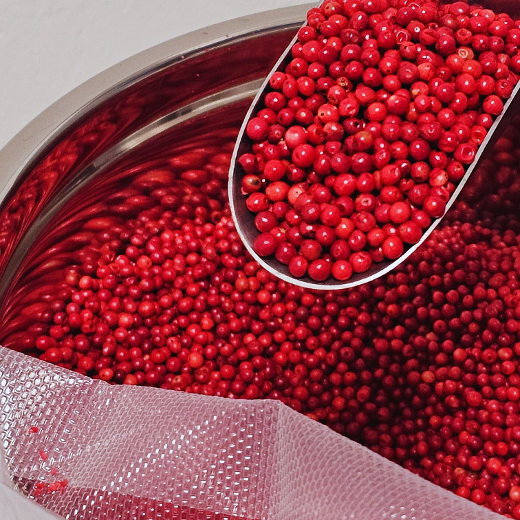 Ružové korenie Madagaskar