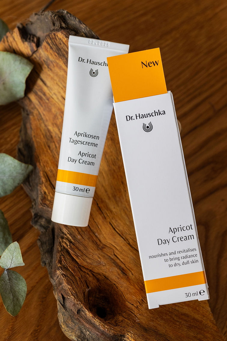 <img src="URL_OBRÁZKU" alt="Dr. Hauschka meruňkový denní krém – intenzivní výživa pro suchou pleť, 30 ml">