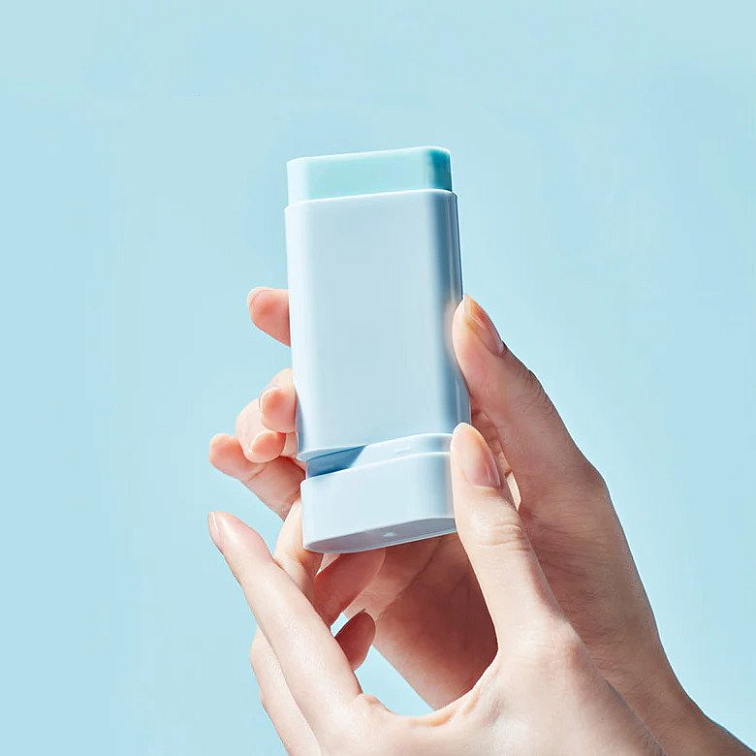 Matte Sun Stick: Mugwort + Camelia SPF 50+ PA++++ - Opalovací tyčinka s pelyňkem a kamélií | 18 g