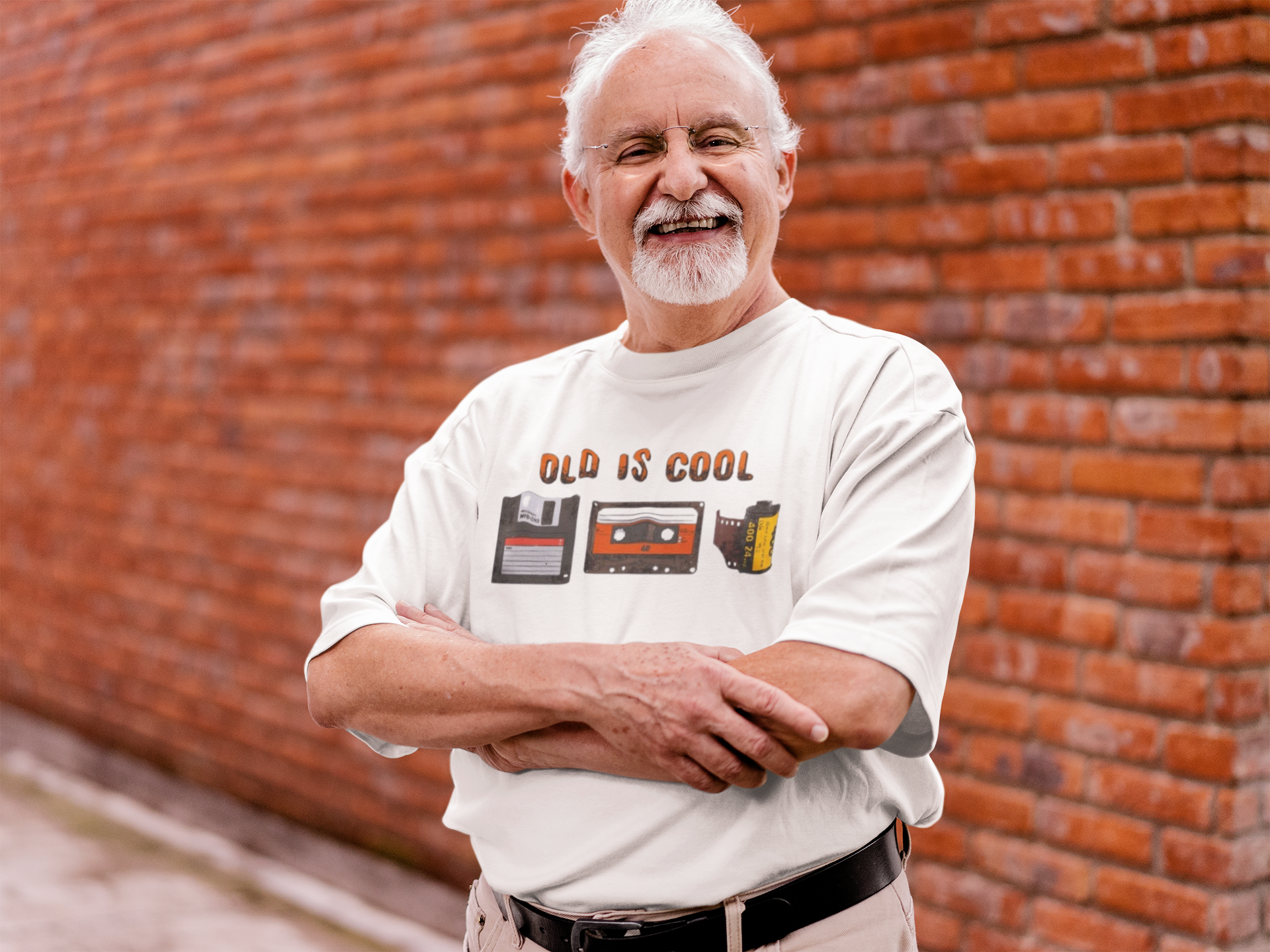 OLD IS COOL - Pánské tričko