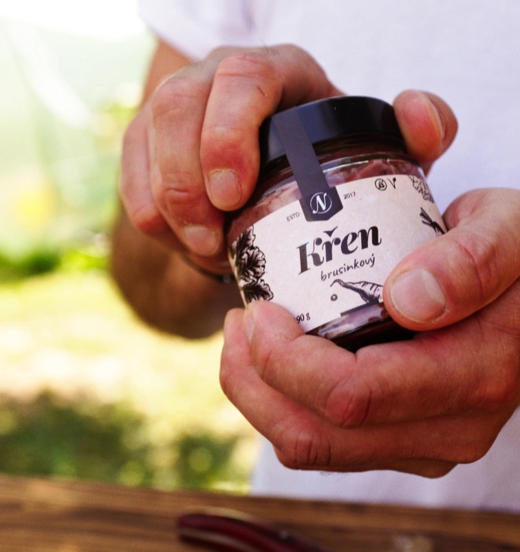 Křen brusinkový 190 g