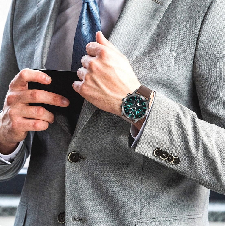 Watchking WT70 MATE strieborné kov