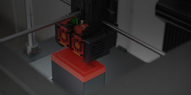 Raise3D Pro3 HS 3D tiskárna s dvojitými extrudery