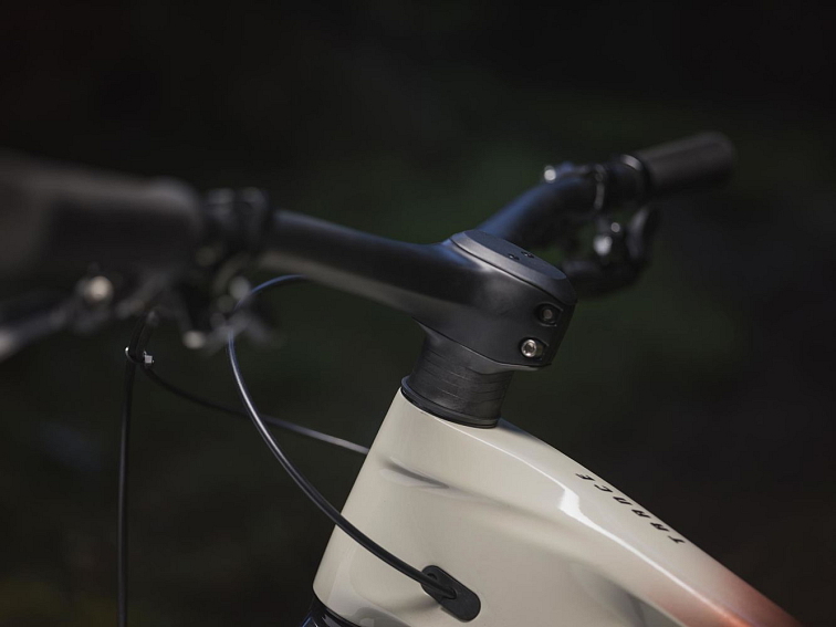 Integrovaná řídítka s představcem Giant Contact SLR Trail Integrated Handlebar