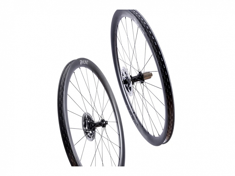 Zapletená kola HUNT 40 Carbon Gravel Race
