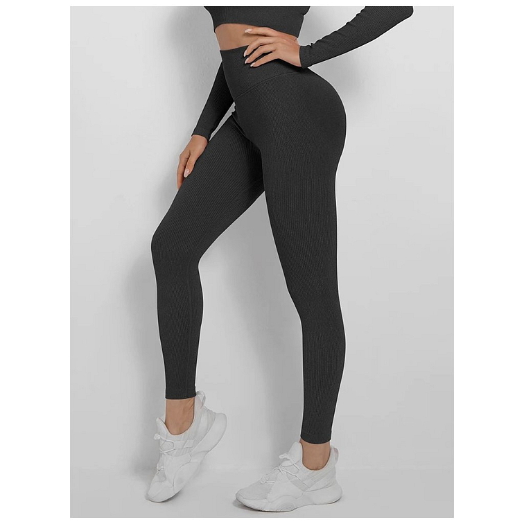 Vrúbkované čierne legíny