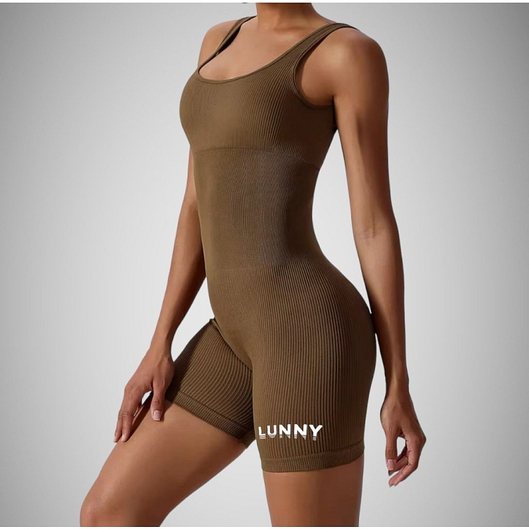 Overal hnedý vrúbkovaný