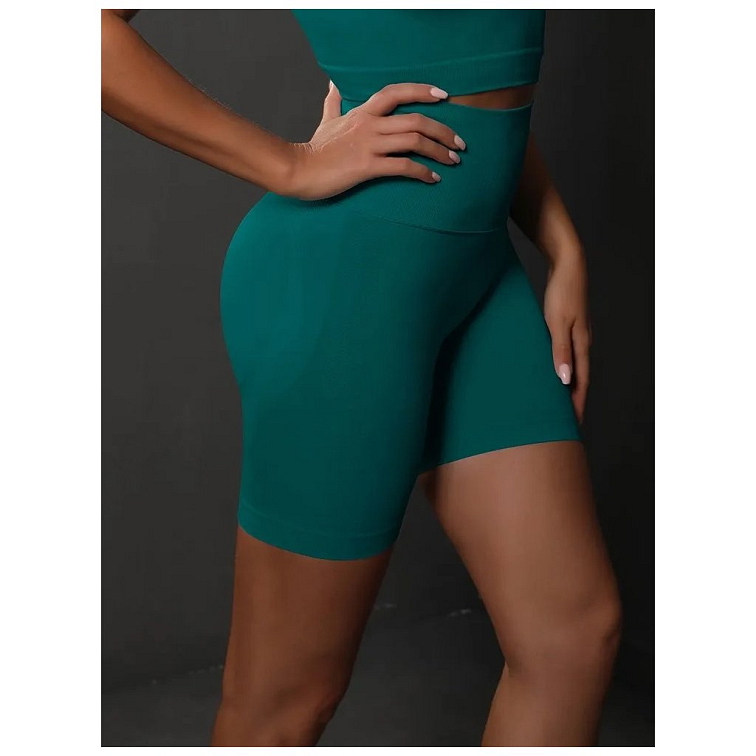 Tmavo zelené kraťasy