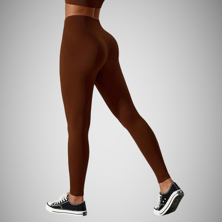 Vrúbkované tmavo hnedé legíny