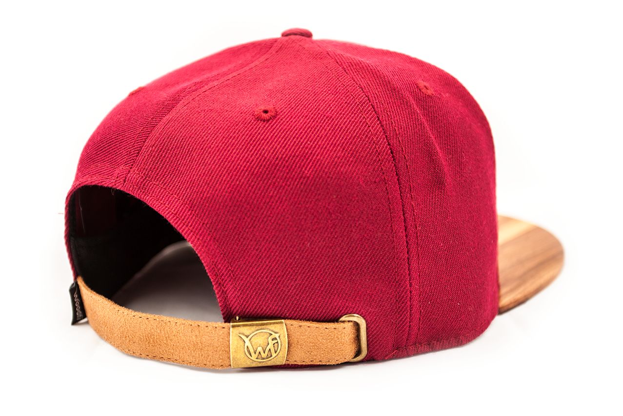 Fa snapback Zebrano piros