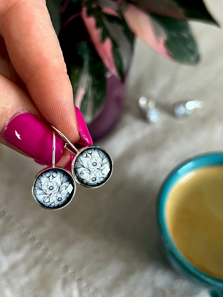 Náušnice Černobílé vlčí máky - visací