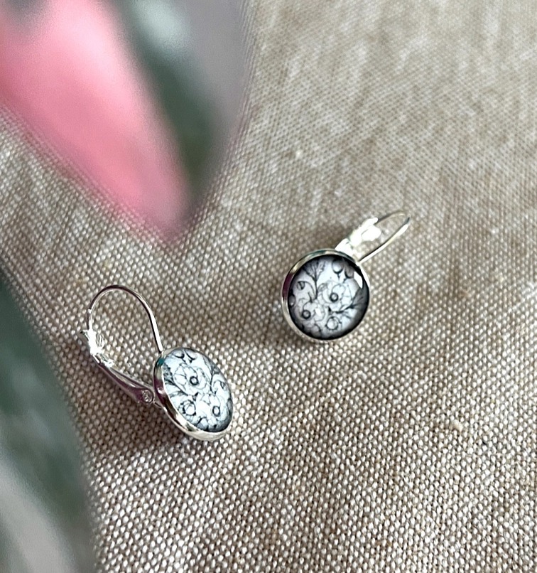 Náušnice Černobílé vlčí máky - visací