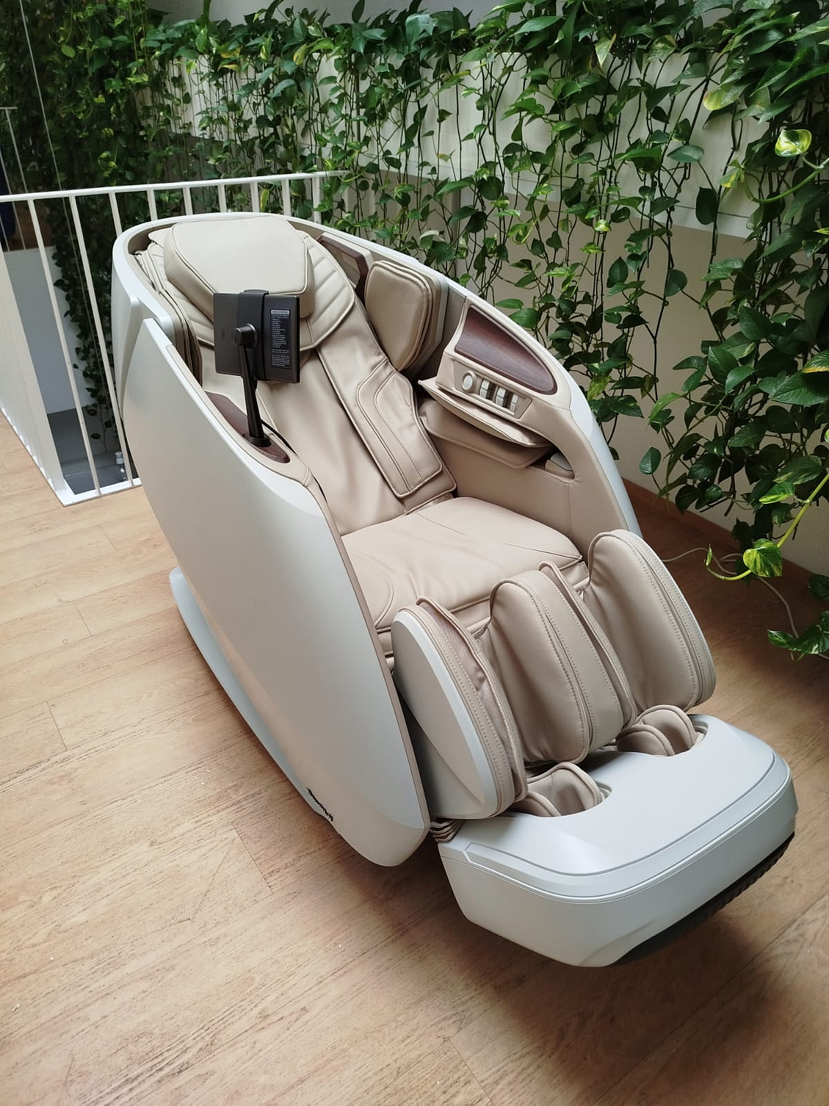 Prečo si zaobstarať masážne kreslo do firmy? Toto sú najčastejšie dôvody!