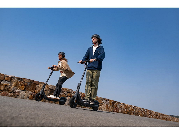 Ninebot KickScooter E2 Pro E