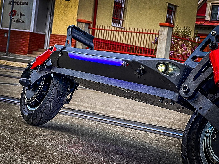 Elektrokoloběžka VIPER 5 S