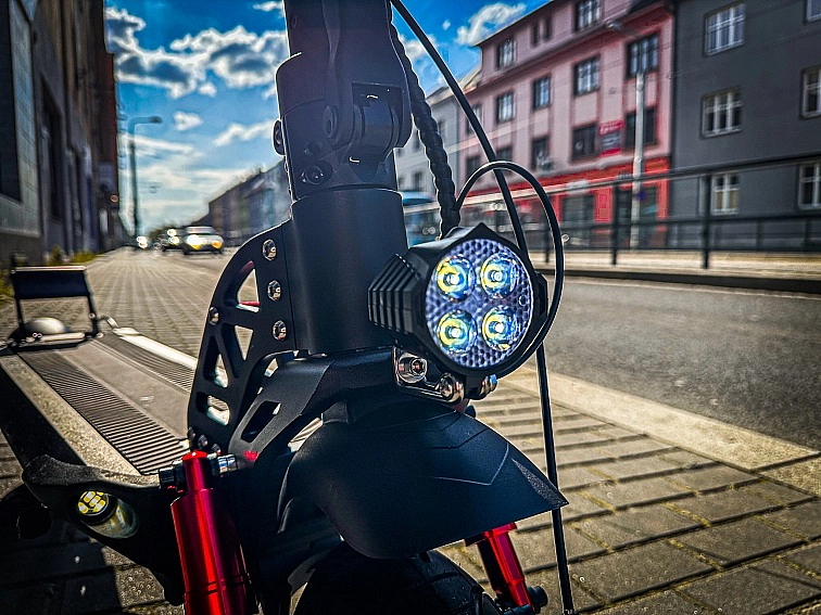 Elektrokoloběžka VIPER 5 S