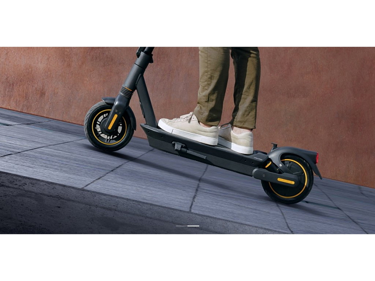 Ninebot by Segway KickScooter MAX G2 E