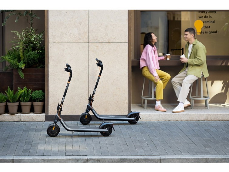Ninebot KickScooter E2 Plus EII