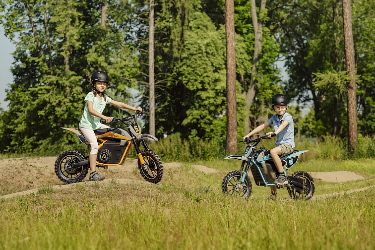 Dětská elektrická motorka LAMAX eJumper DB50 Blue