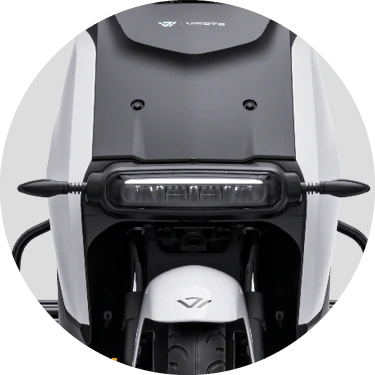 Vmoto VS3 – elektrický rozvážkový tříkolový skútr, výkon 3,3 kW, max. rychlost 45 km/h