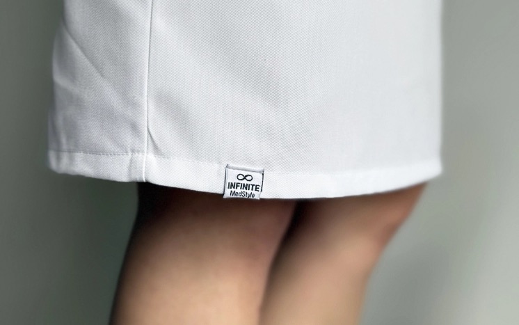 Zdravotnická sukně INFINITE - bílá