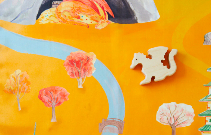 Hedvábné předplatné Sarah`s Silks: Playsilk in the Mail