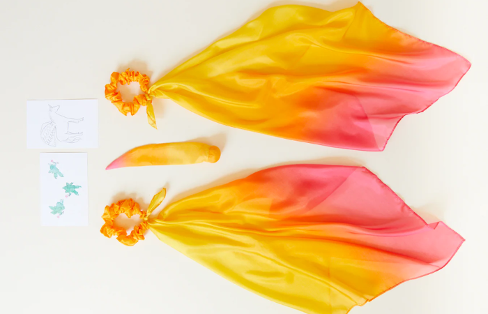 Hedvábné předplatné Sarah`s Silks: Playsilk in the Mail