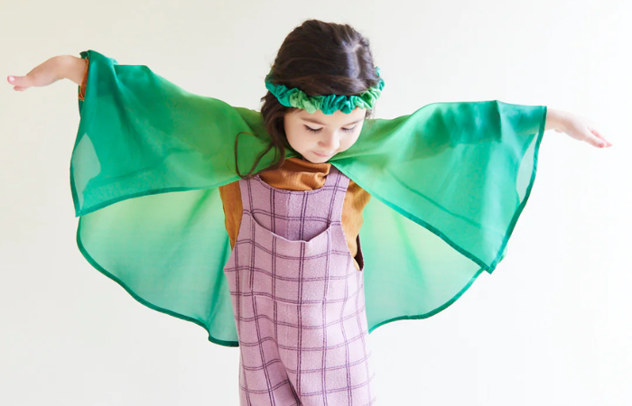 Hedvábné předplatné Sarah`s Silks: Playsilk in the Mail