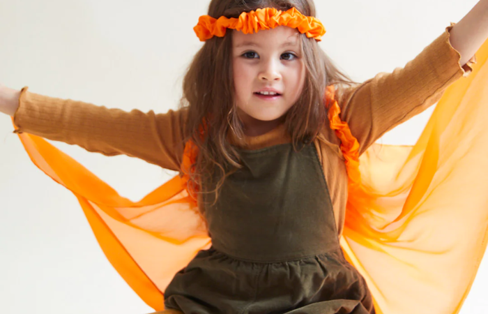 Hedvábné předplatné Sarah`s Silks: Playsilk in the Mail